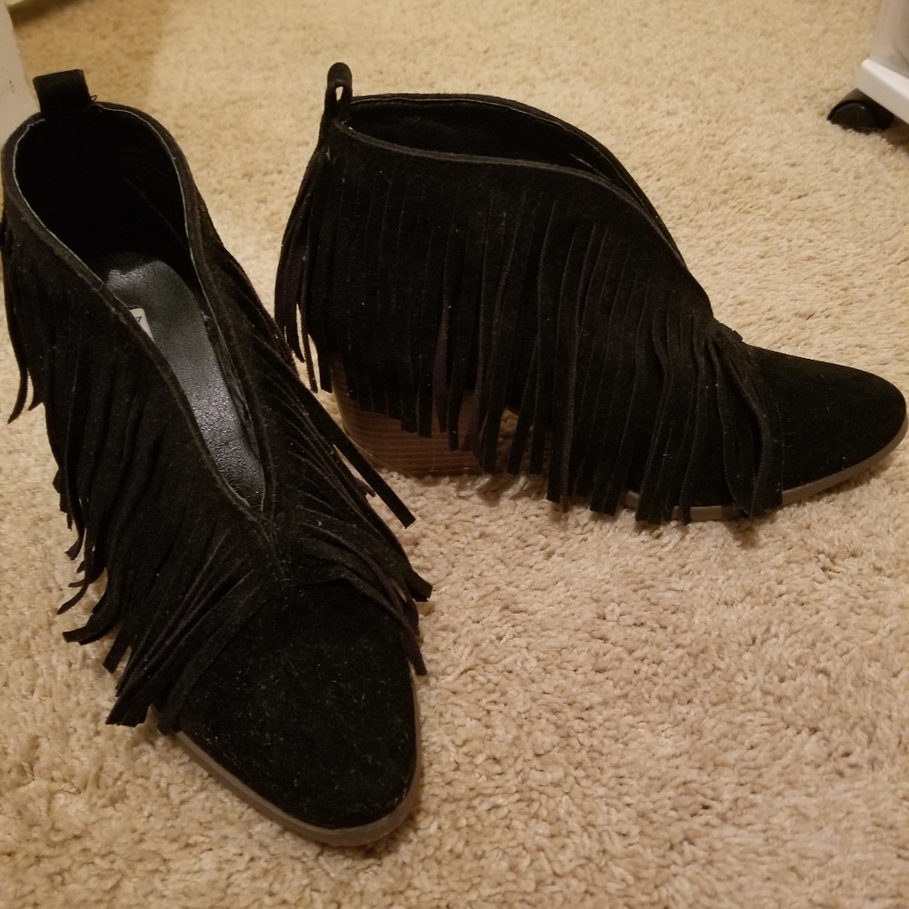 Ankle booties